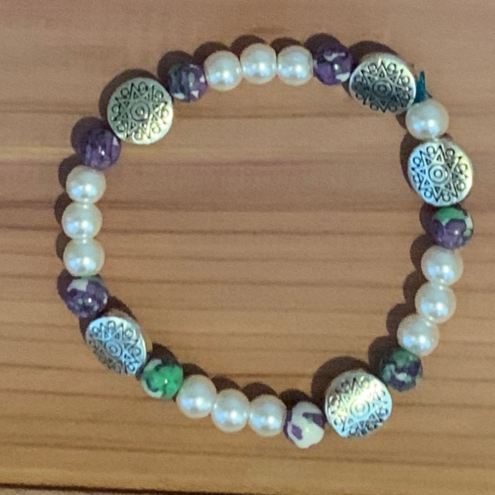 Pearl and Silver Bracelet
